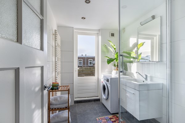 Medium property photo - Cartesiusstraat 14A, 3112 XL Schiedam